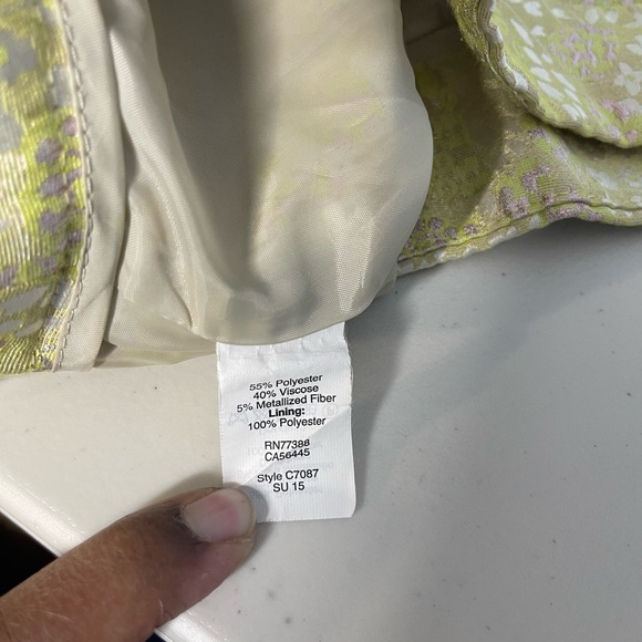 J Crew Factory floral jacquard shorts in a lime green and silver colorway size 0 - Picture 10 of 10